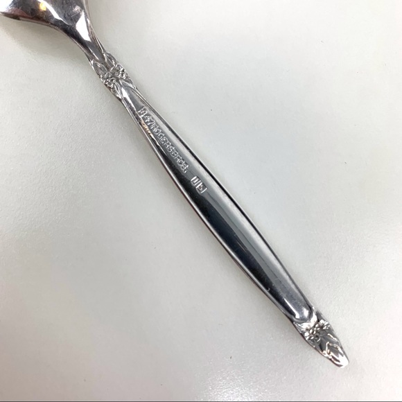 Rogers Bros. IS 1965 Vintage Silver Garland Pattern Demi-Tasse Spoons, Set of 5 - Picture 11 of 11